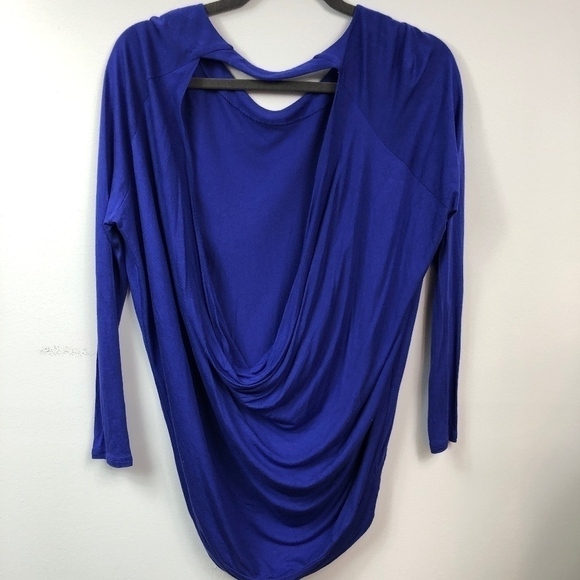 Wilfred Aritzia Francois Open Draped Back Top - Picture 4 of 4